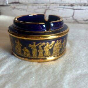 Elegant Blue & 24K Gold Decorative Ashtray